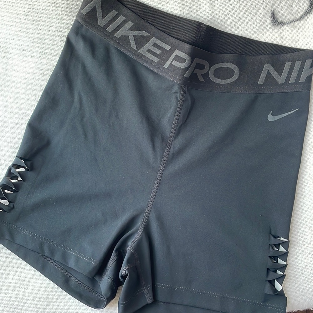 Nike Pro Women’s Black High Waisted Shorts